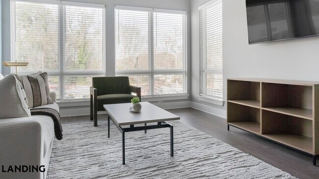 Building Photo - 2550 Blackmon Dr