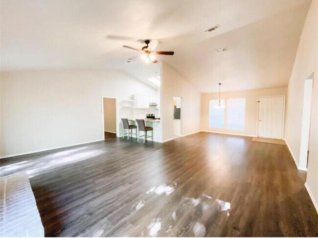 Building Photo - 7809 Tyra Ct