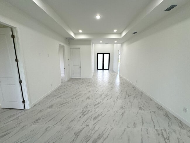 Building Photo - 1247 Kismet Pkwy