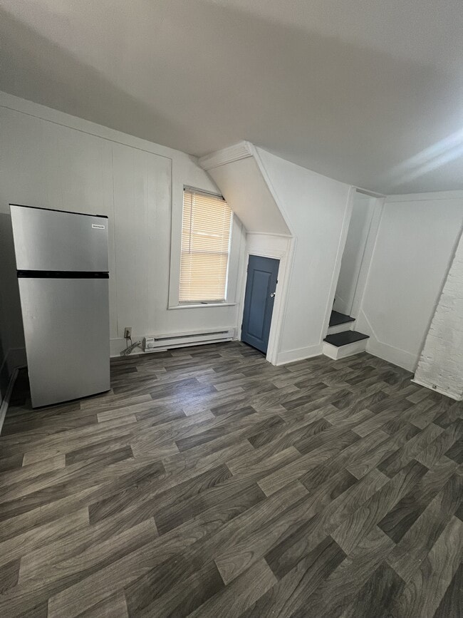 Foto del edificio - 529 E William St