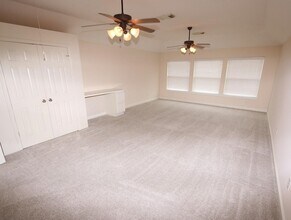 Building Photo - 28238 Daystrom Ln