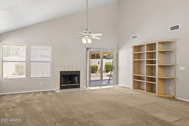 Building Photo - 2306 E Gondola Ln