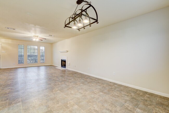Foto del edificio - 21615 Long Castle Dr