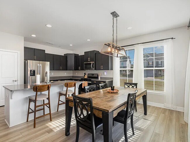 Foto del edificio - Earn Wealth While Leasing - Like a Homeowner - Lease to Own