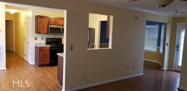 Foto del edificio - 3666 Sugar Maple St