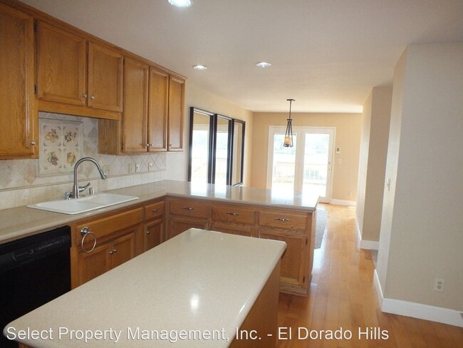 Building Photo - 3 br, 2 bath House - 3093 Cambridge Road