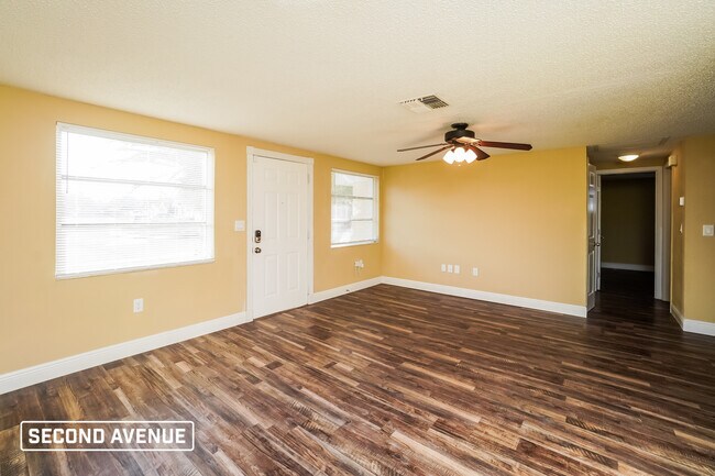 Foto del edificio - 11725 Meadow Dr