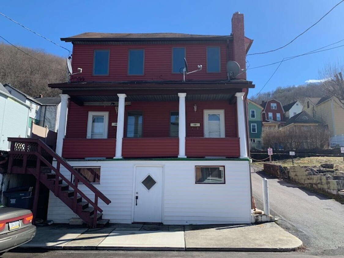 Primary Photo - 1116-1118-1118 Church Ave