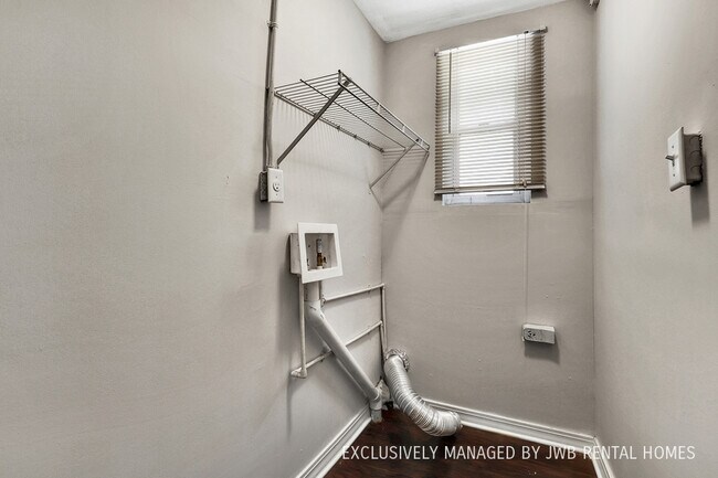 Foto del edificio - 6837 N Pearl St