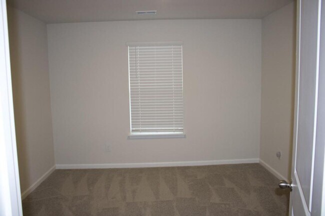 Foto del edificio - 4516 East Coast Ln