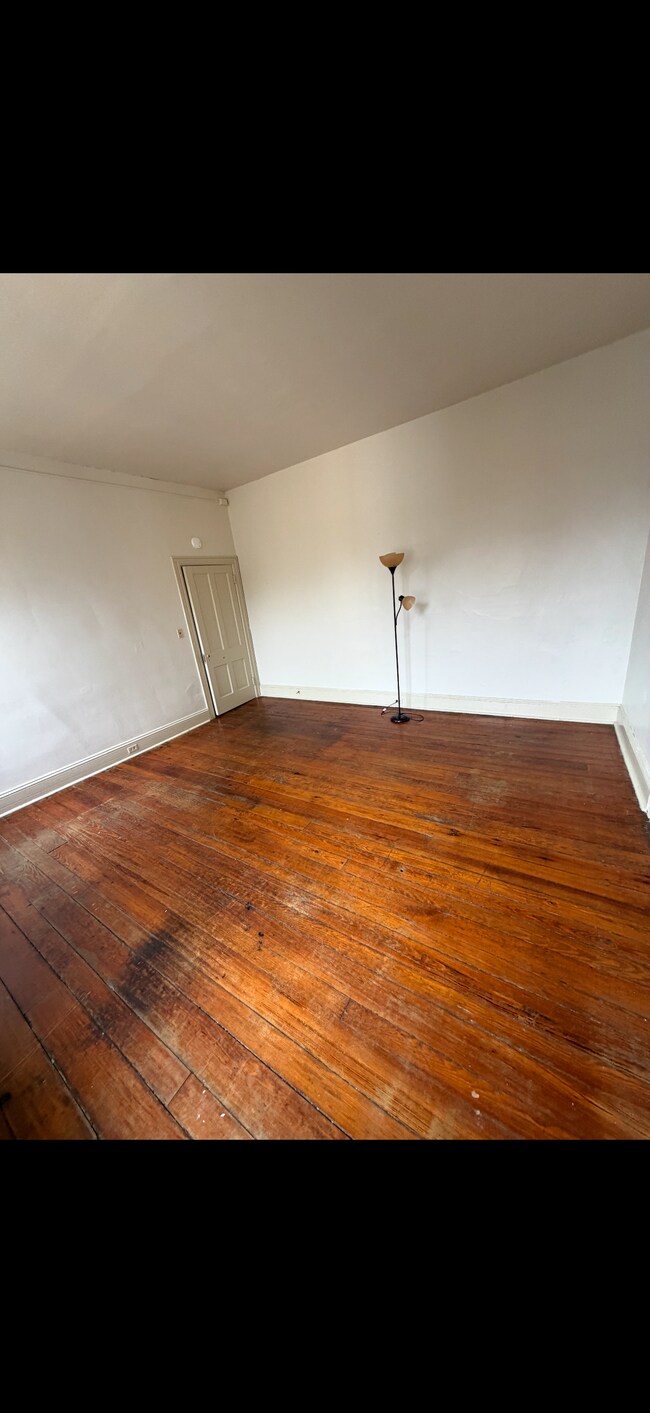 Building Photo - 313 North St