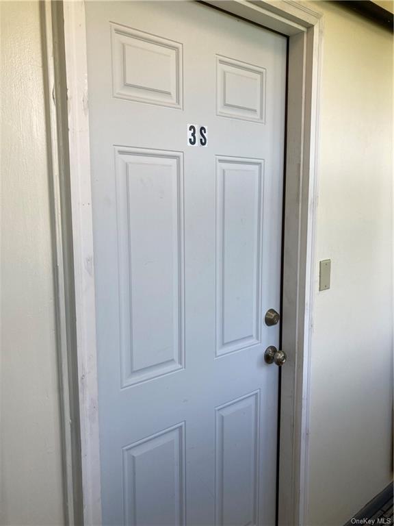 2684 W Main St Unit 3 S, Wappingers Falls, NY 12590 Room for Rent in