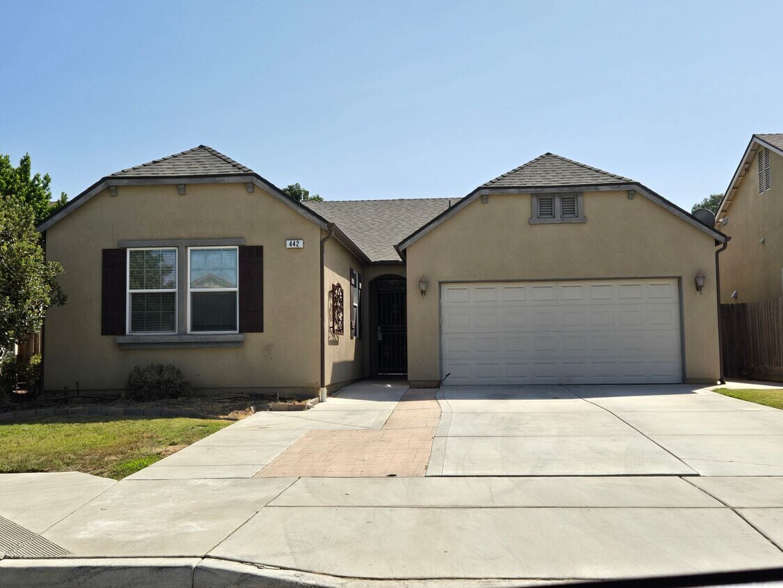 Primary Photo - 3 Bedroom 2 Bath