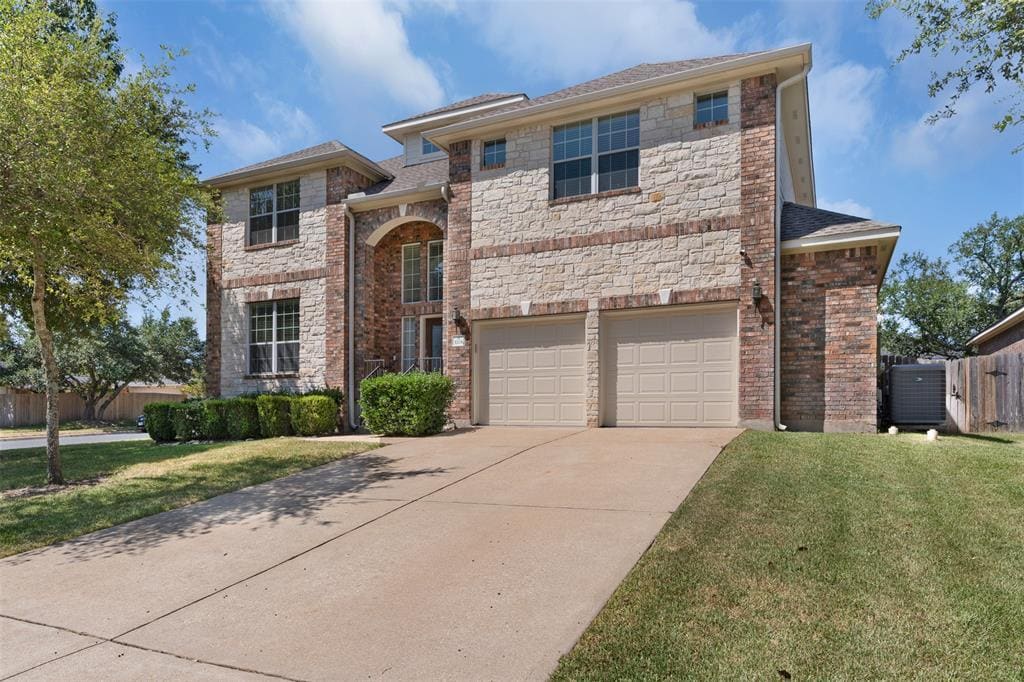 Primary Photo - 3206 Luminoso Ln E