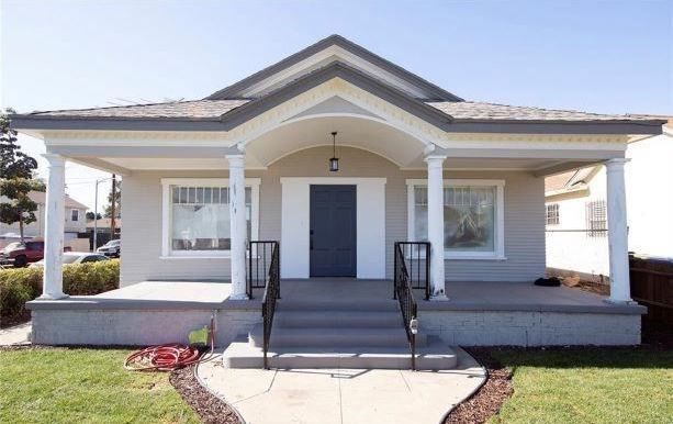 Foto del edificio - 4279 Walton Avenue