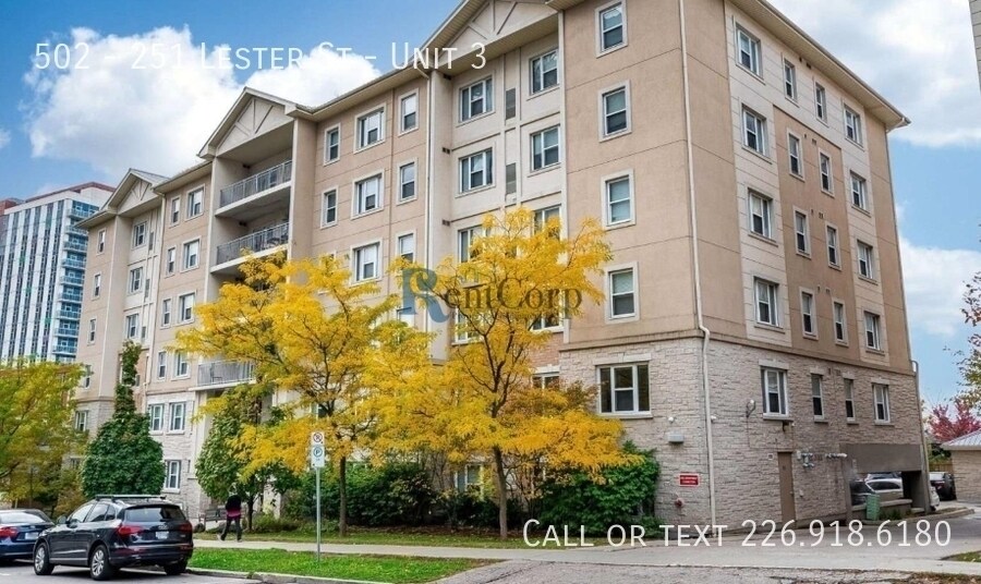 Building Photo - 251-251 Lester St