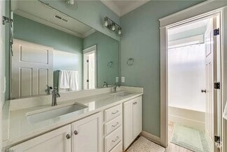 Building Photo - 1347 Meadowgate Ln