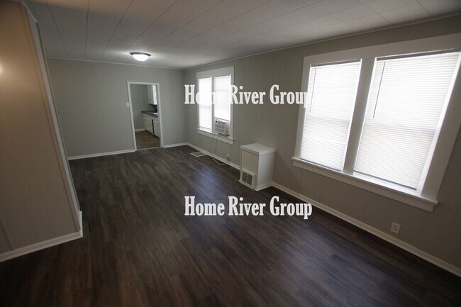 Building Photo - Move in Ready