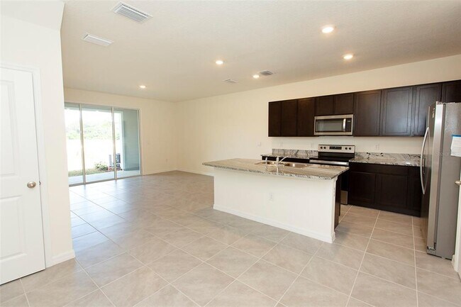 Building Photo - 13778 NW 9th Rd
