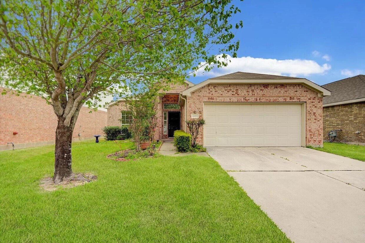 Foto principal - 24523 Colonial Birch Ln