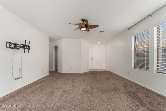 Building Photo - 10513 W Louise Dr