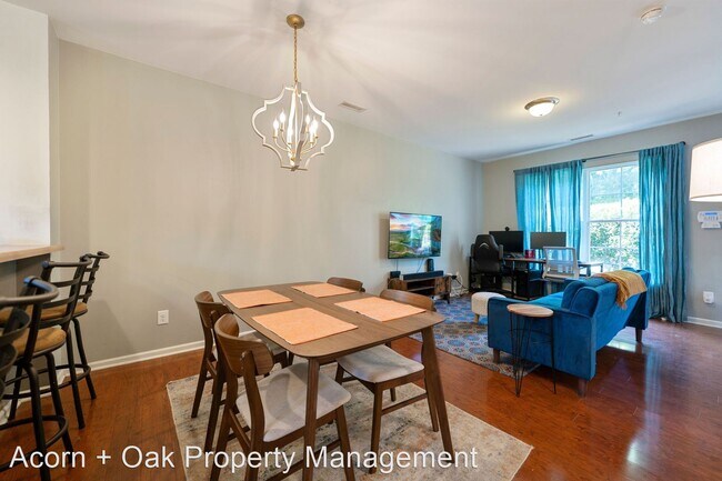 Foto del edificio - 2 br, 2.5 bath House - 409 Legends Way