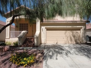Building Photo - 9563 Lavarun Ct