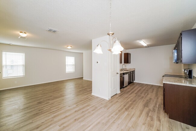 Building Photo - Green Lake Meadow - 10451 Clearwater Way, ...