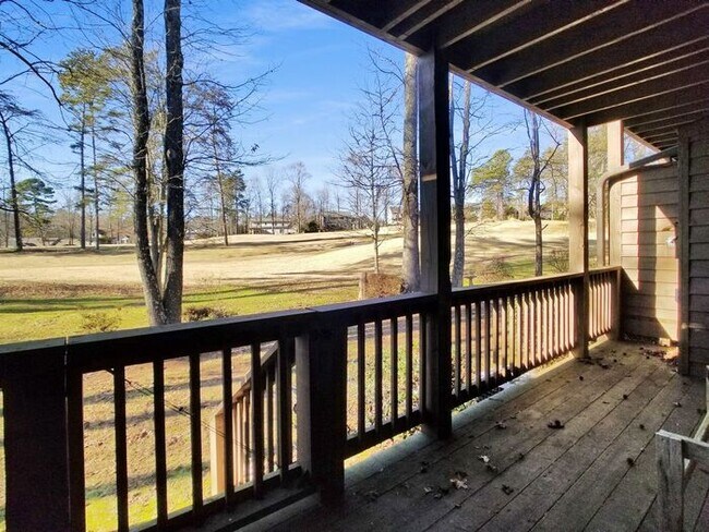 Building Photo - 2BR, 2.5BA Townhome in Pebble Creek