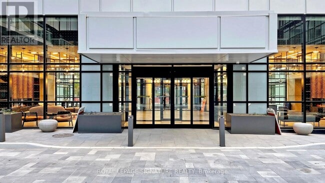 Building Photo - 251 Manitoba St