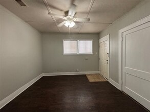 Building Photo - 2214 Avenue O 1/2