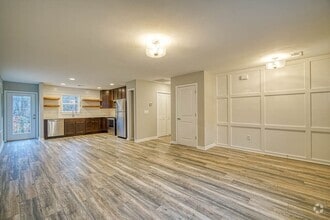 Building Photo - 104 Clearview Dr