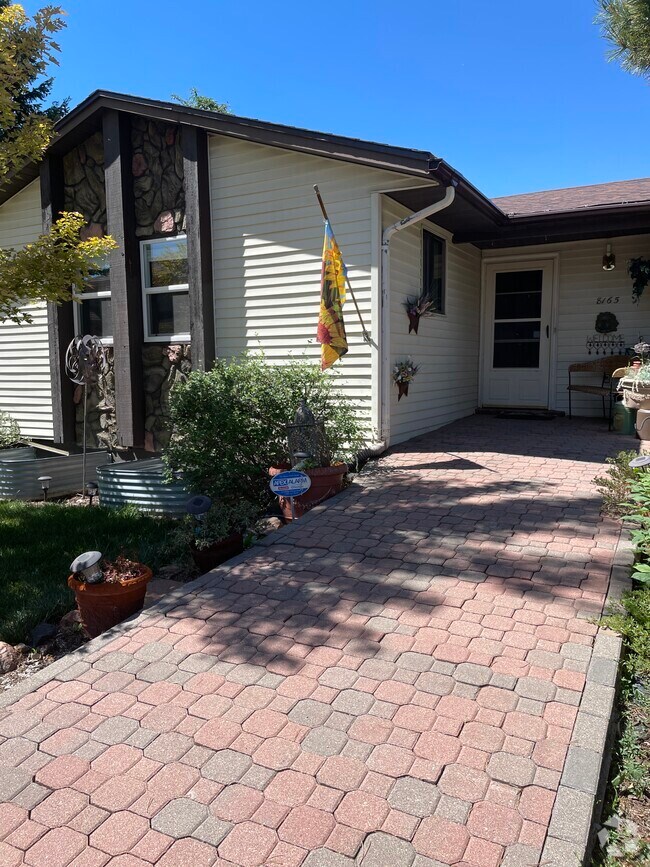 Apartments for rent near Chatfield State Park in Littleton, CO