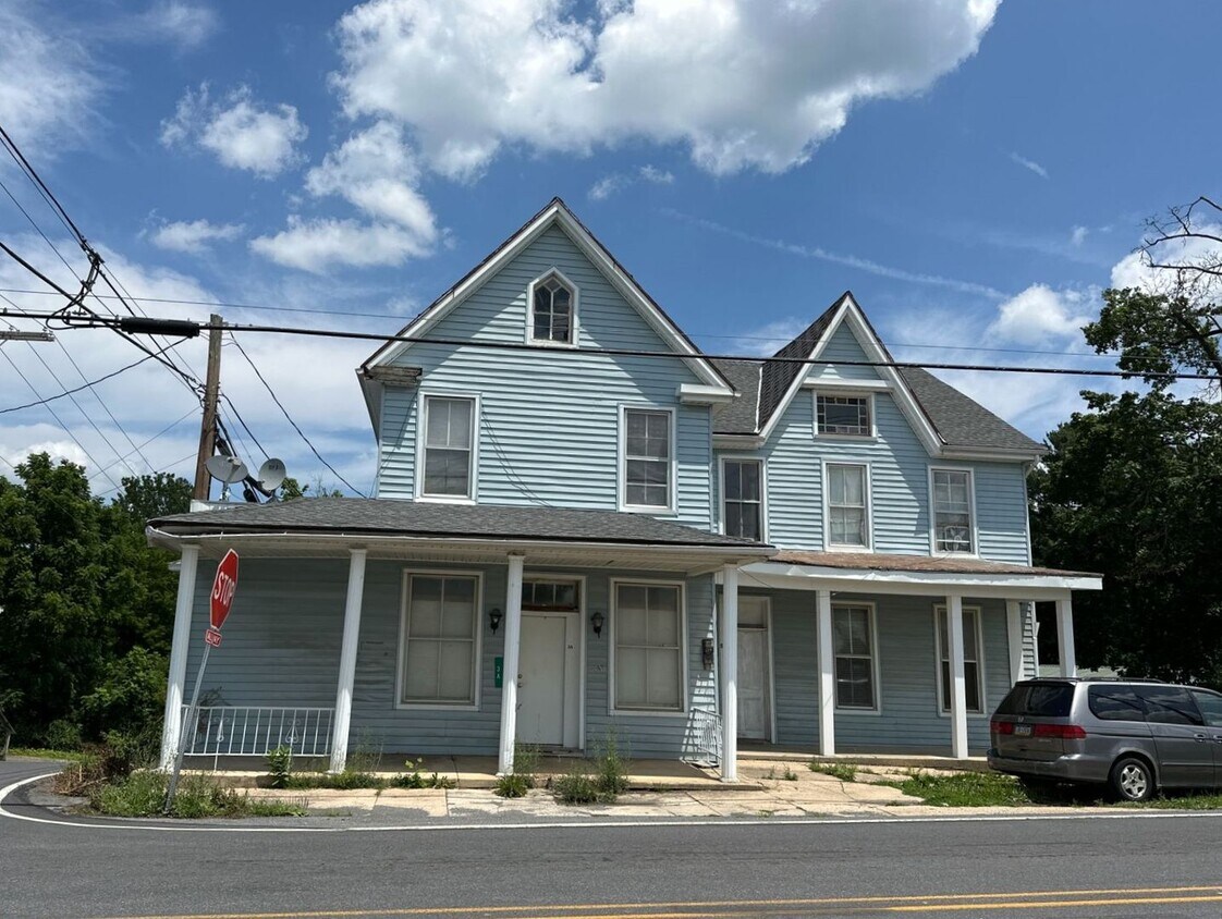85 Coldspring Rd Unit 5 A, Fayetteville, PA 17222 Room for Rent in