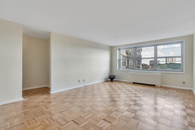 Foto del edificio - 2000 Linwood Ave
