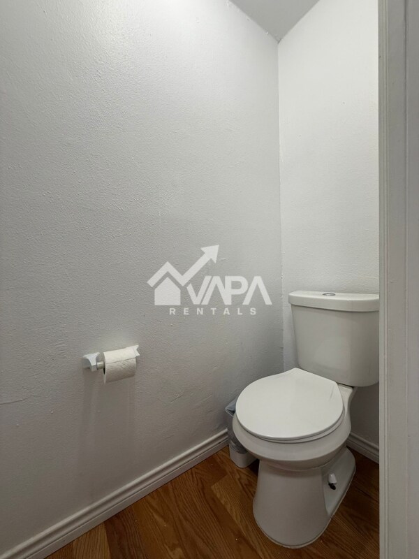 Foto del edificio - 4702 Sunny Grove