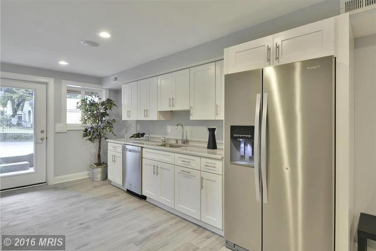 Foto principal - 4910 3rd St NW