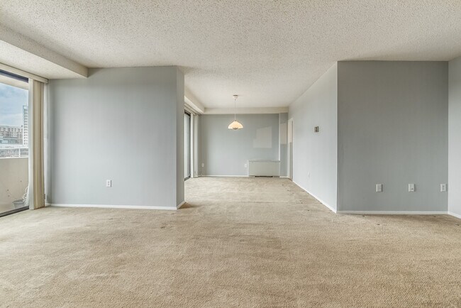 Foto del edificio - 4141 N Henderson Rd