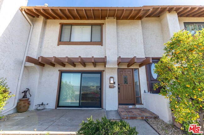 Foto del edificio - 1709 Cam De Villas