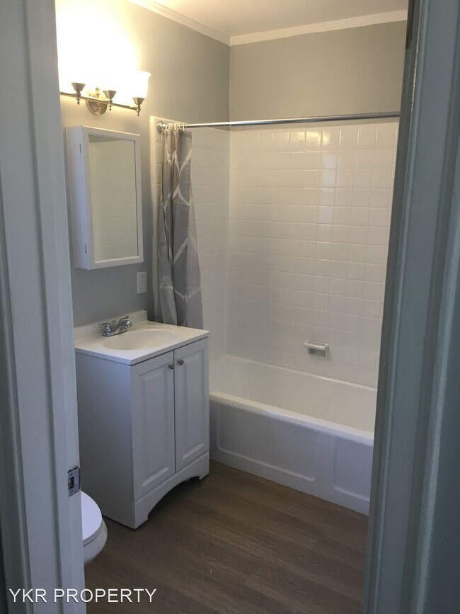 Foto del edificio - 411-421 Witmer St