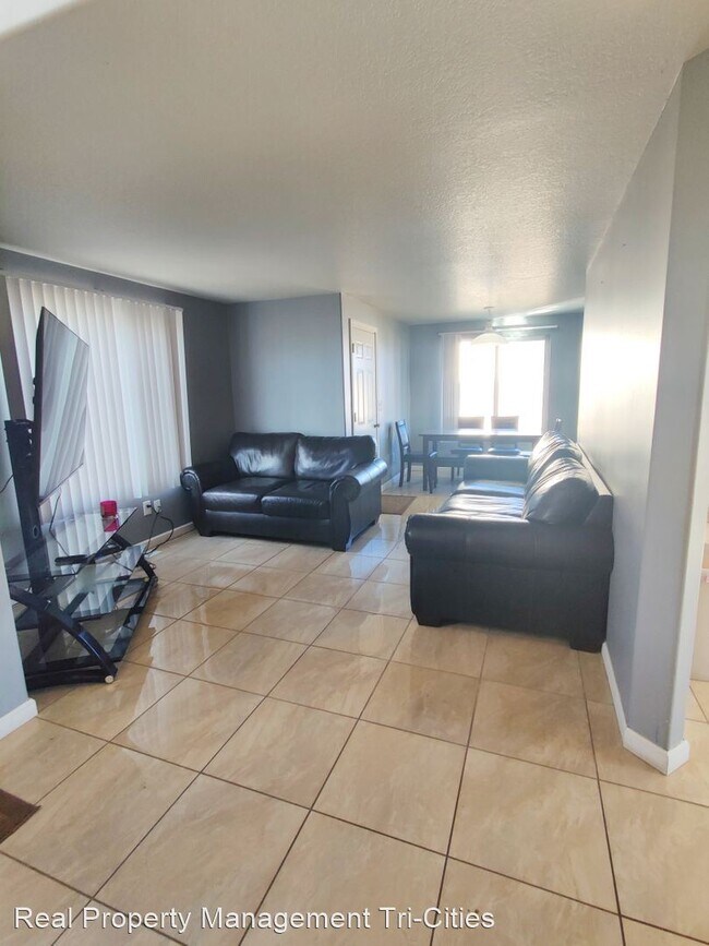 Foto del edificio - 3 br, 2.5 bath House - 8612 Overland Ct
