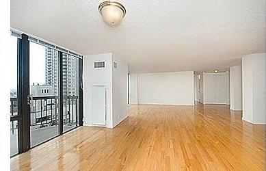 Building Photo - 360 E 57th St