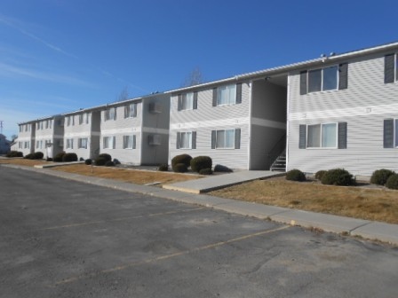 Building Photo - Silver Sage Apartments