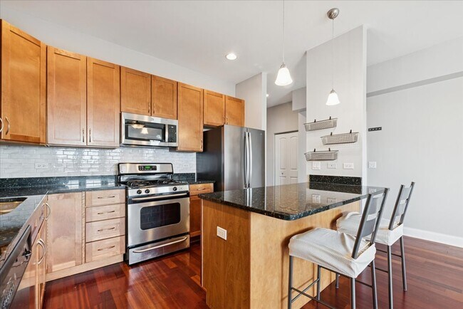 Foto del edificio - 2239 N Lister Ave