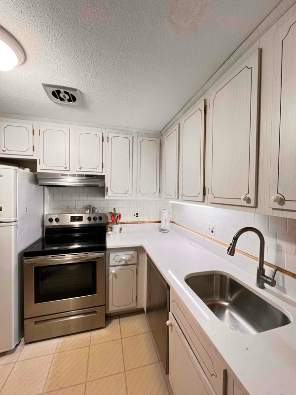 B1 Colonial Dr Unit 9, Andover, MA 01810 Condo for Rent in Andover