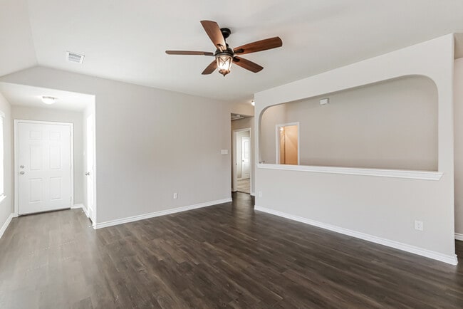 Foto del edificio - 1415 Kinglet Dr