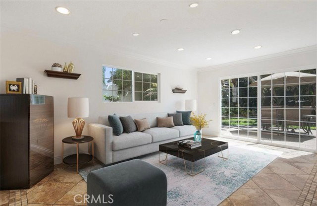 Foto del edificio - 5954 Wilkinson Ave