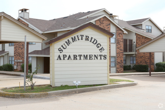 Summit Ridge Apartments - Oklahoma City, OK | Apartments.com