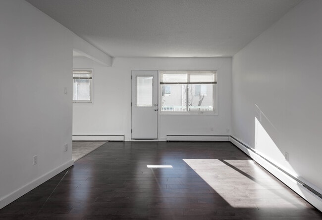 Building Photo - Katelyn