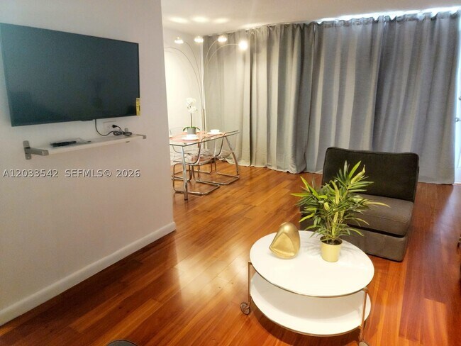 Foto del edificio - 1100 Alton Rd